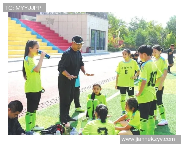 厦门二中足球明星崛起记：青春与梦想在绿茵场上的拼搏与荣耀