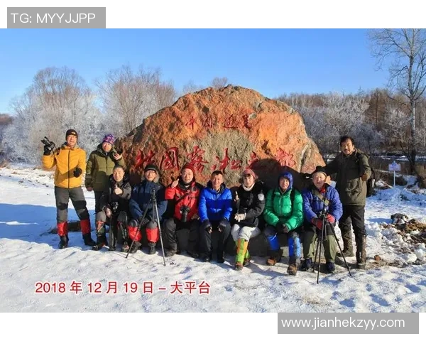 足球明星与哪些名人长得相似揭示他们的神秘面孔与魅力之源